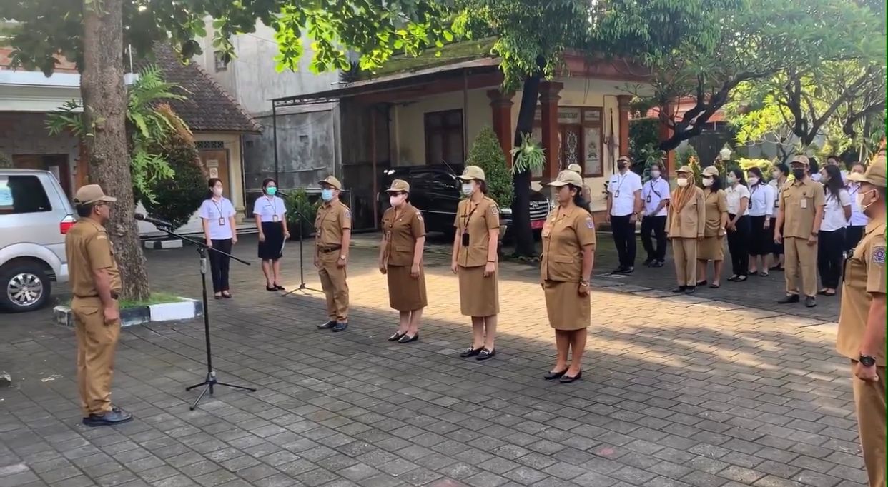 Apel yang rutin di laksanakan di halaman kantor DPMD Kota Denpasar