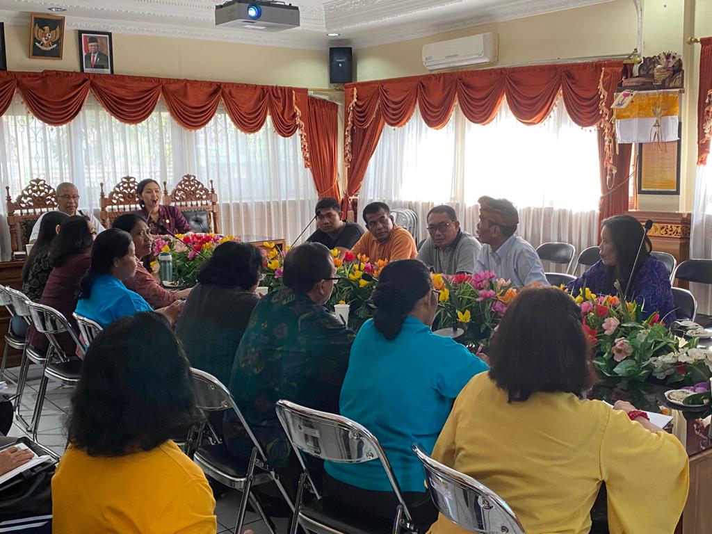 Rapat Persiapan Pembinaan dan Penilaian LomDesKel tk Provinsi dan tk Kota Denpasar